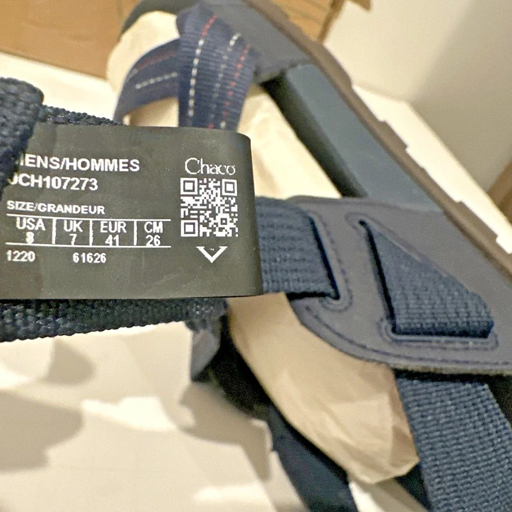 Chaco Men Size 8/ EU 41 Lowdown Strappy Sandal Navy Outdoor